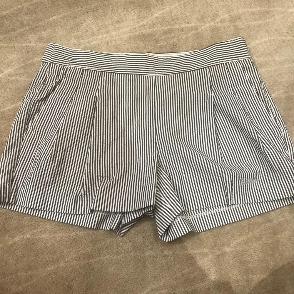 Jcrew Seersucker summer shorts